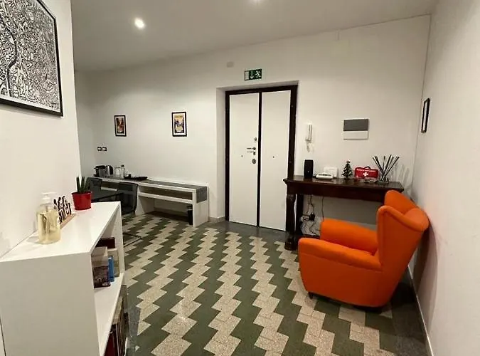 Alojamento de Acomodação e Pequeno-almoço Notte A Mazzini 4*